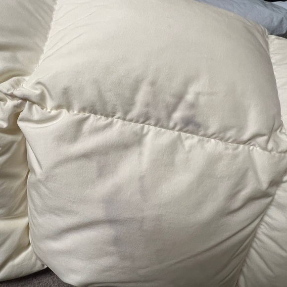 Authentic MONCLER White Puffer Jacket with Metallic Hood Details - Picture 14 of 15